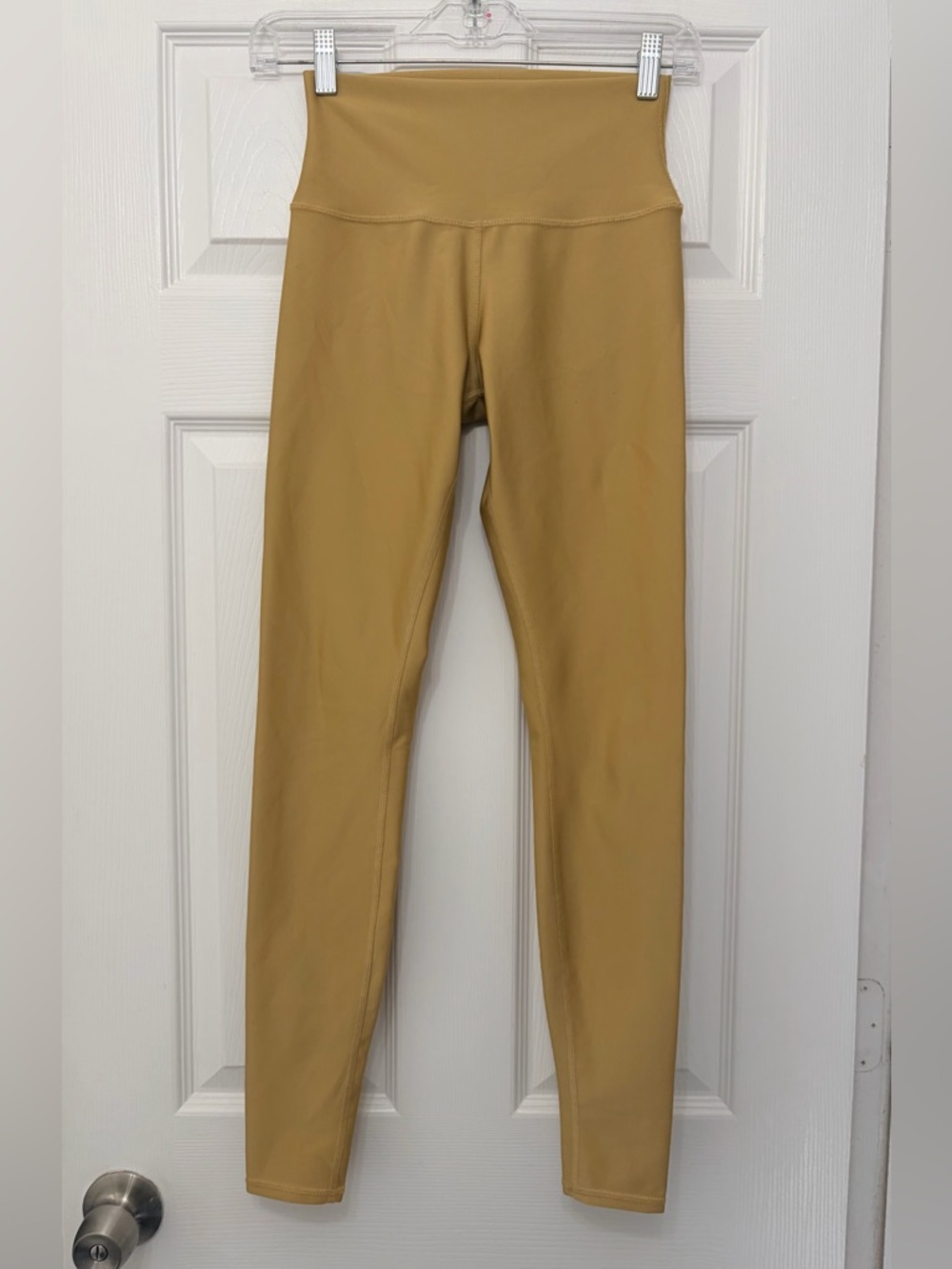 ALO High-Waist Airlift Legging size s